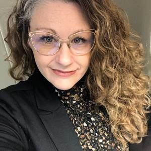 Meet your Posher, Ellie